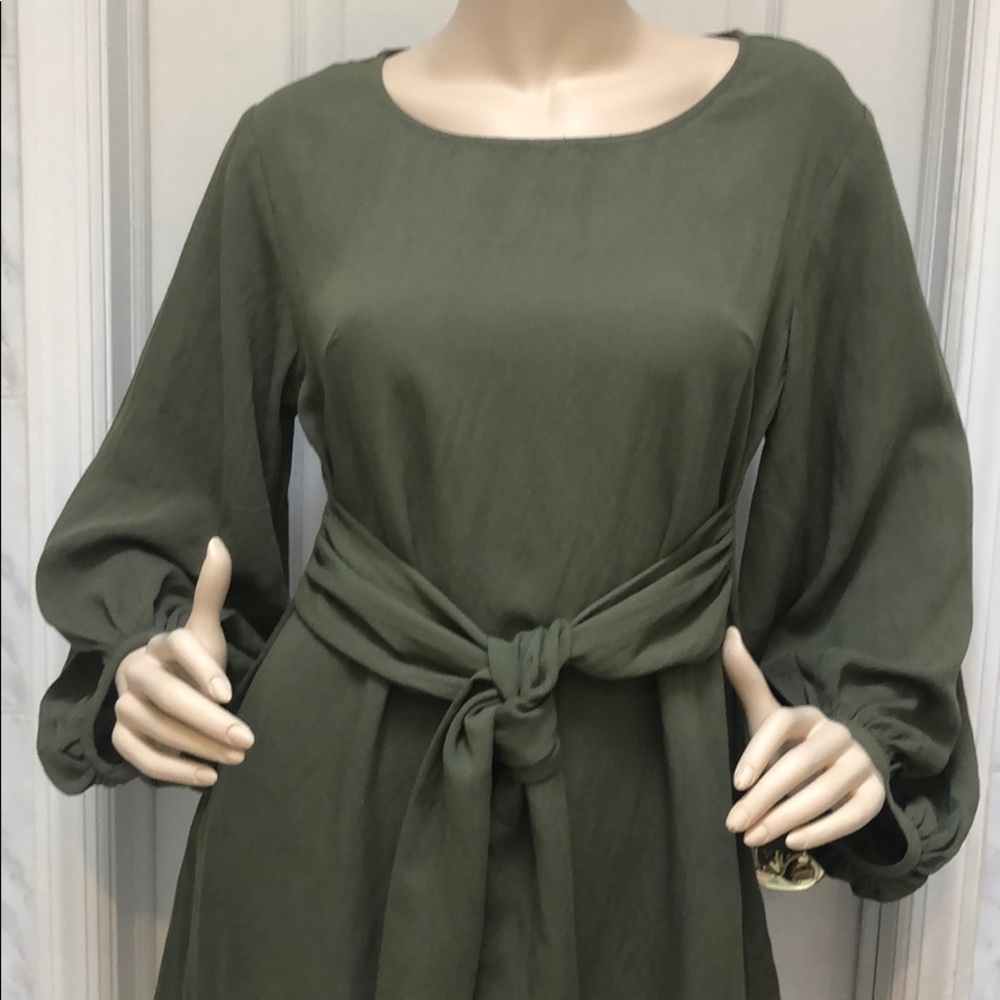 TIE FRONT OR BACK BELTED OLIVE DRESS - Picture 7 of 8